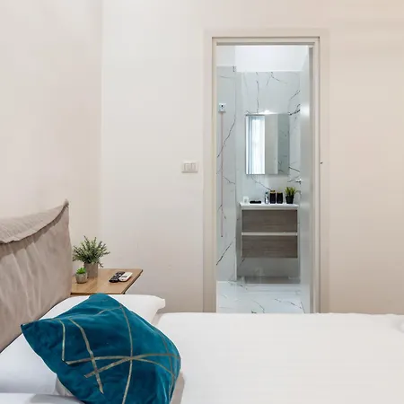 Scarlatti's Nest - Ideal For Travelers شقة