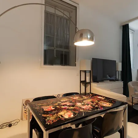 Guesthost - Design Loft In Porta Vittoria * Milaan