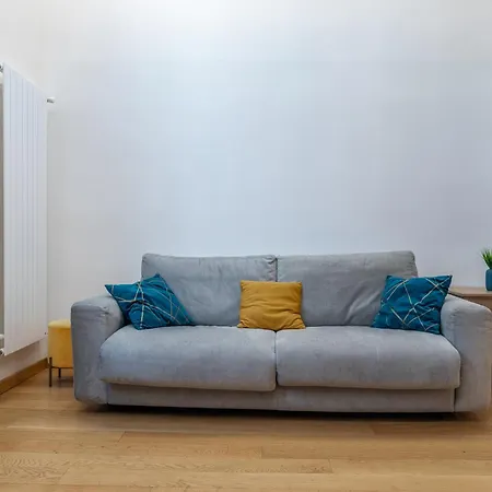 Garibaldi's Nest - Modern Loft In The Center