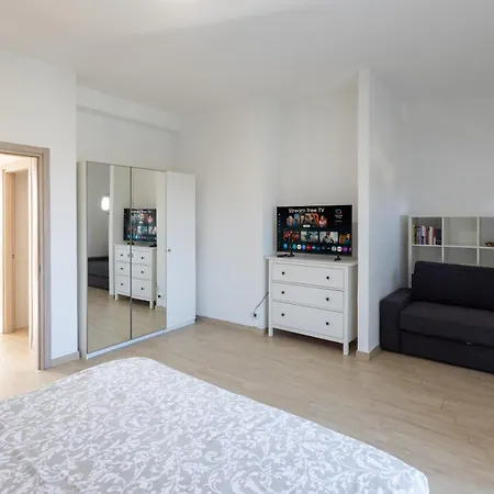 Apartamento Check-inganni, Sopra La Metropolitana Fianco Cdi