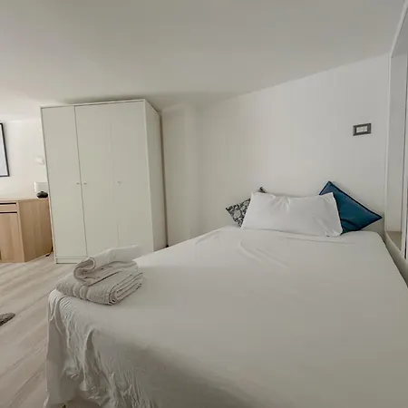 Loft4 Porta Venezia- Centro M1 ميلان