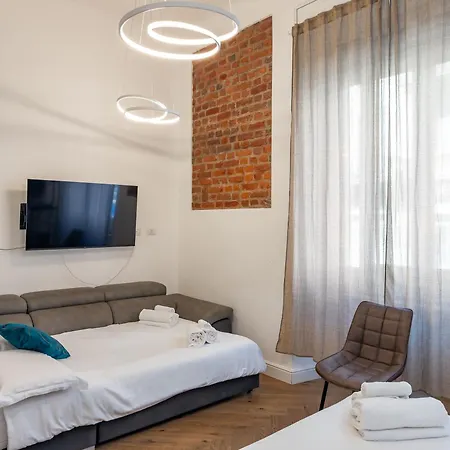 Scarlatti's Nest - Ideal For Travelers شقة ميلان