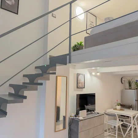 Daire Loft4 Porta Venezia- Centro M1