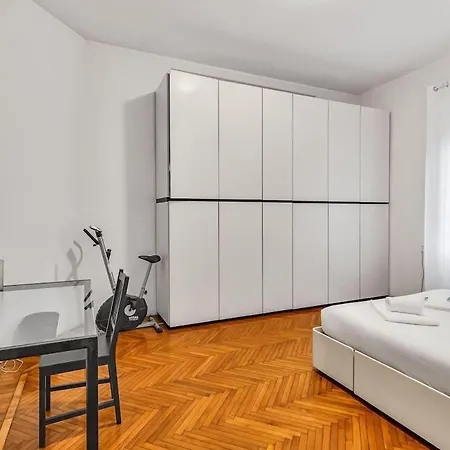 Pacini - Lakeside L&b Apartamento