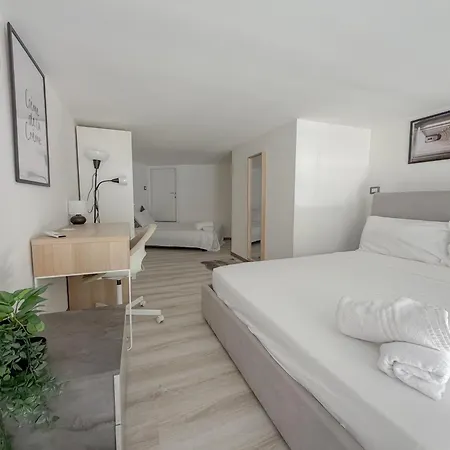 Loft4 Porta Venezia- Centro M1 Apartment