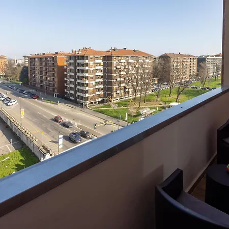 Check-inganni, Sopra La Metropolitana Fianco Cdi Apartamento *