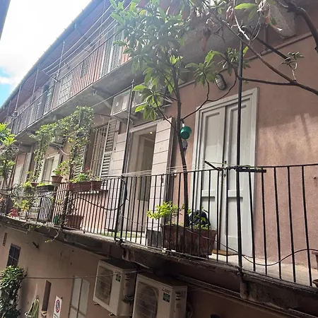 Apartman Lovelyloft, Corso San Gottardo Milánó