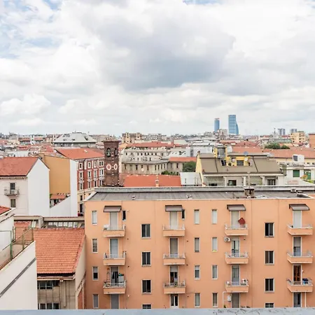 شقة Homeby, Cozy Penthouse ميلان