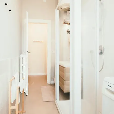 Papiniano - Lakeside L&b Daire *