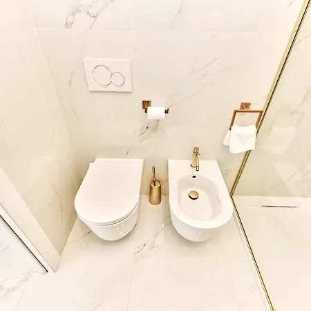 Daire G Luxury Platinum&gold Red Metroline To Duomo Milano