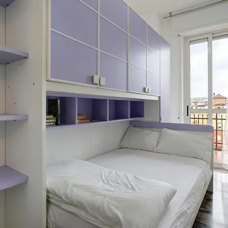 Quadrilocale Luminoso Con Balcone Appartamento Milano