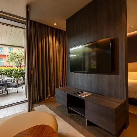 Viu Milan, A Member Of Design Milán