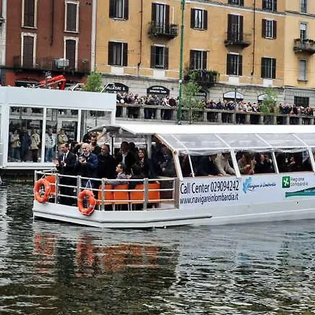 Accogliente Attico Sui Navigli Апартаменты *