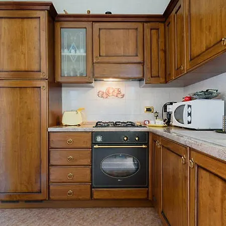 Apartment Accogliente Attico Sui Navigli Milan