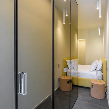 Royal Luxury P.zza Della Repubblica 4*