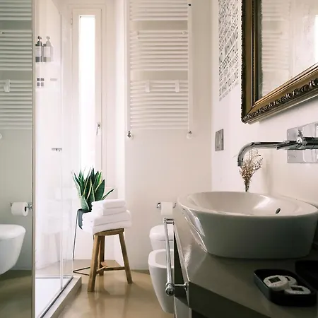 Comecasa Lily Pads -elegant Apartment- In The Center * Milán