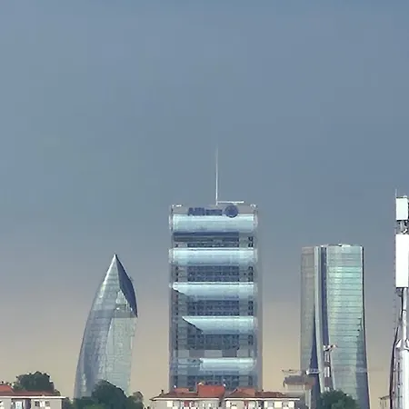 Skyline Fiera Milan
