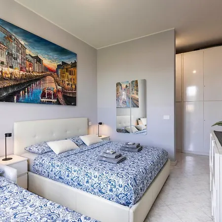 Apartment Spazioso Con Terrazzo Navigli,bocconi