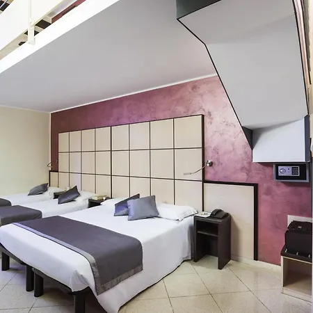 Ibis Styles Centro 3*