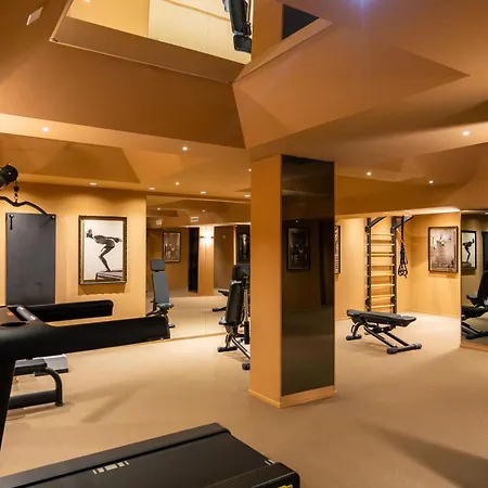 Hotel Qc Porta Romana 4*