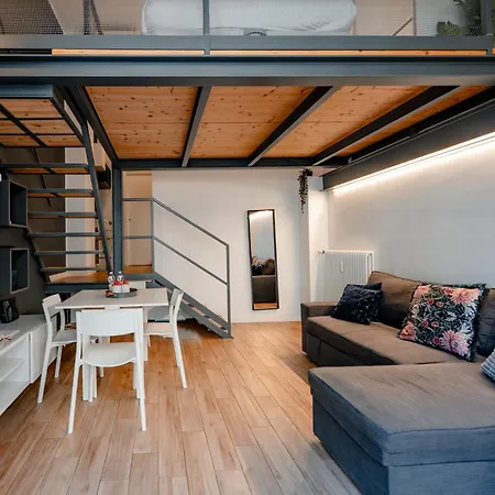 Yr Citta Studi - Modern Loft, 3 Min Walk To Duomo Bus Daire Milano