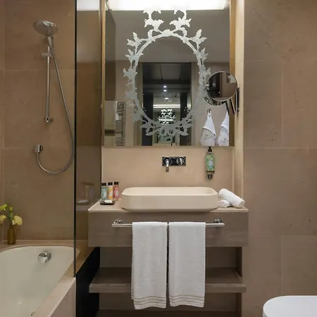 Hotel Rosa Grand - Starhotels Collezione 4*