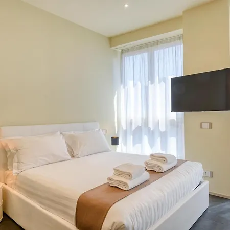 Royal Luxury P.zza Della Repubblica 4* Mediolan