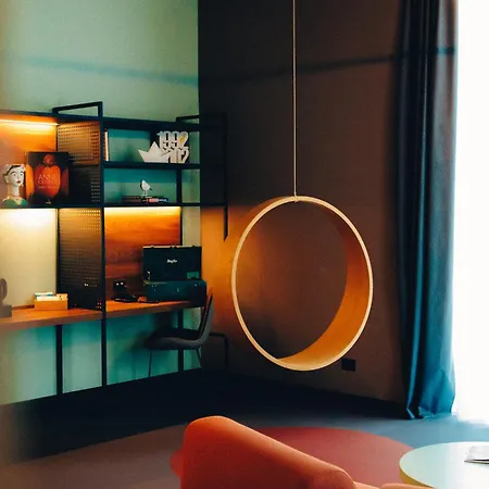 21 House Of Stories Navigli 4* Milan