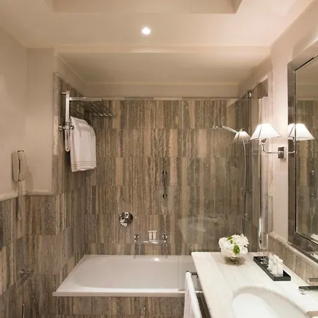 Rosa Grand - Starhotels Collezione Hotel