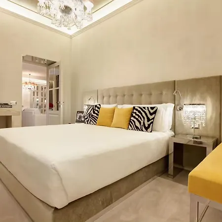 Cozy In The Center Of Milan فندق مبيت وإفطار مونتينيوزو