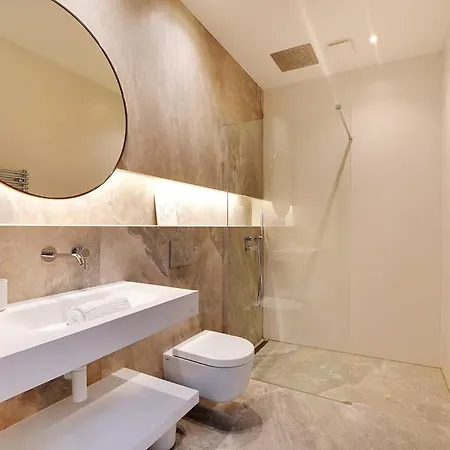 فندق مبيت وإفطار Cozy In The Center Of Milan مونتينيوزو