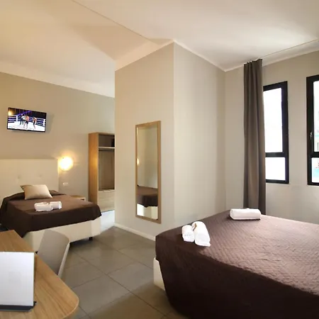 Golden Hotel 3*