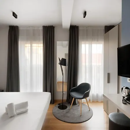 21 House Of Stories Citta Studi Hotel 3*