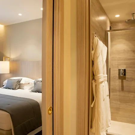 Hotel Rosa Grand - Starhotels Collezione 4*