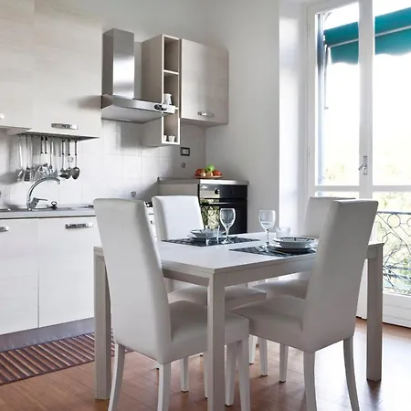 شقة Italianway Easy - Piazza Firenze 4 *
