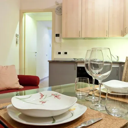 Italianway Easy - Fiori Chiari 20 Milan