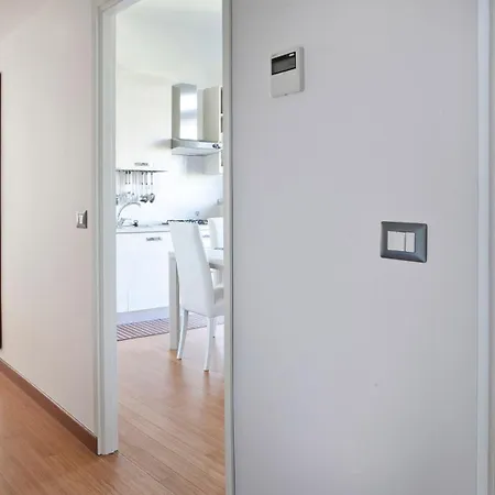 Italianway Easy - Piazza Firenze 4 شقة