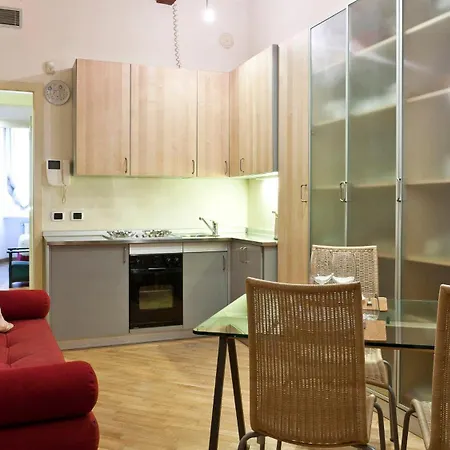 Italianway Easy - Fiori Chiari 20 * Milan