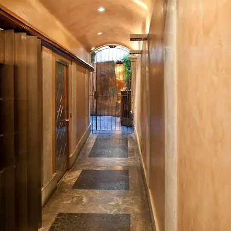 Italianway Easy - Fiori Chiari 20 Apartment Milan