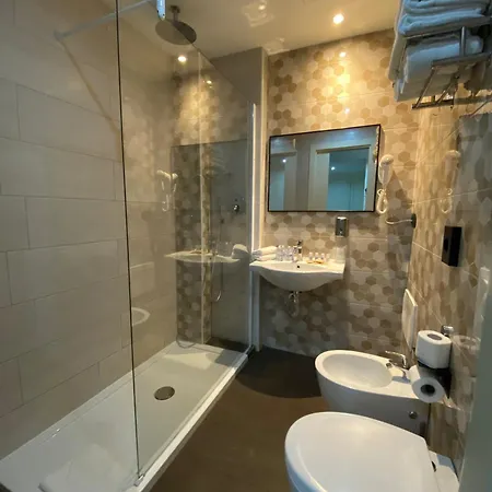 Stradivari Hotel Milão