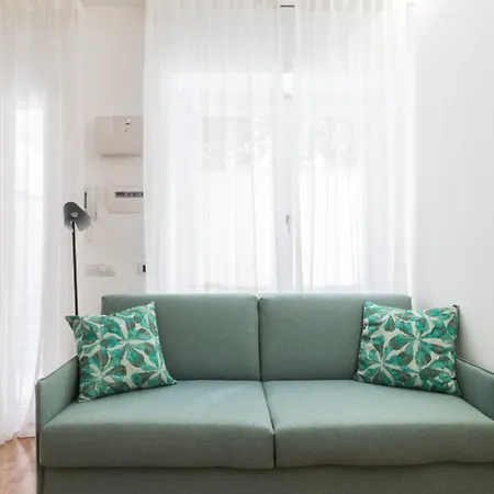 Italianway Easy - Ciro Menotti 18 Apartment *