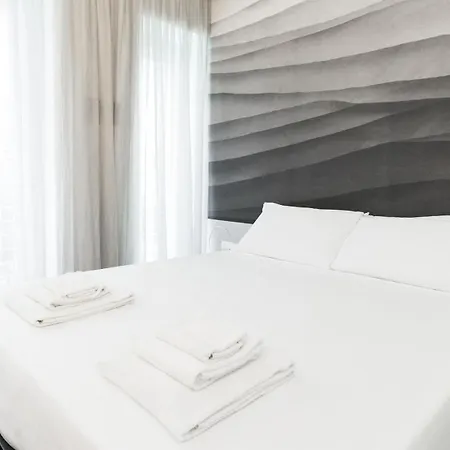 Apartment Italianway Easy - Ciro Menotti 18 *