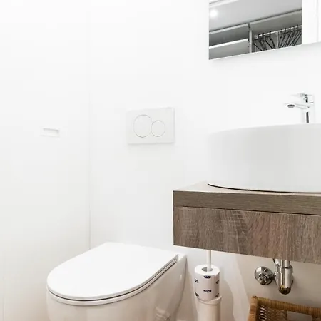 Apartment Italianway Easy - Ciro Menotti 18