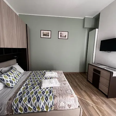 Lepetit De Luxe