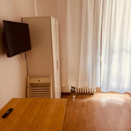 Appartamento Bilocale Al Nolo, Metropolitana Mm1 Pasteur
