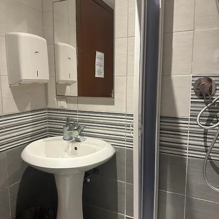 Gæstehus Brianza 3*
