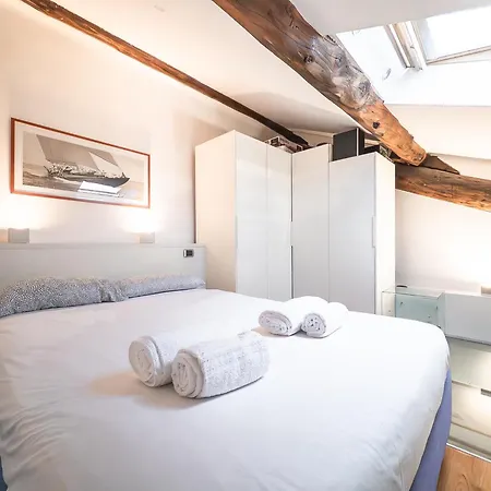 아파트 Charming In The Navigli District - 4 People 밀라노