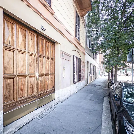 Charming In The Navigli District - 4 People 아파트 *