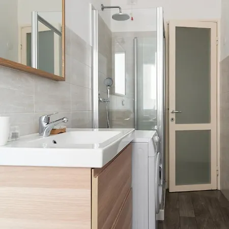 Youhosty - Lodi Quater Apartamento Milán