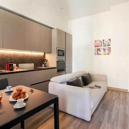 Hacca Collection - Isola-garibaldi District 1br